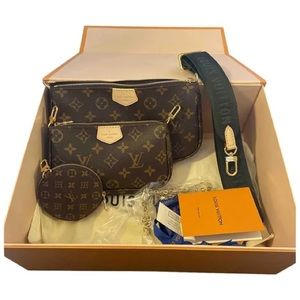 COPY - Louis Vuitton Multi Pochette Set